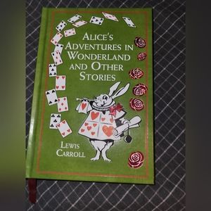💥2/$15 Alice in wonderland book